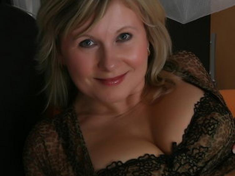 Hausfrauen Poppen Outdoor Massage